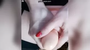 Пылкая блондинка шалит в привате с фаллосом Blackfox