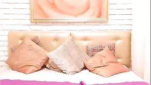 Зажигательная девочка afinalove заценила бритые дырочки