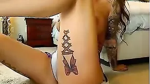 Секс урок для девочек. Как довести себя до бурного оргазма