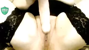 Толстая шмара Dianaseksioo трахает мохнатую пизду