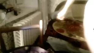 Сисястая богиня эффектно тискает сосочки