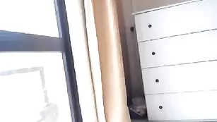 Шальная красавица FFFFF234 шалит с секс игрушкой