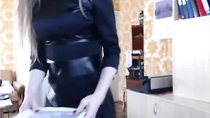 Безупречная katemania трахает бритую киску