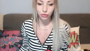 Русская богиня VikiAndSosed трахнула письку