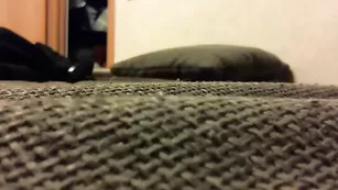 Пылкая сучка MorelllaPo позирует обнаженная