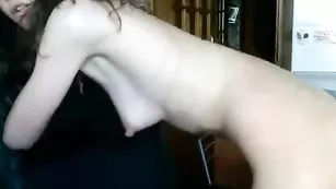 Знойная самка Sladkie2015 жестко трахнулась