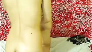 Пылкие брюнетки EroticZone теребят половые губки