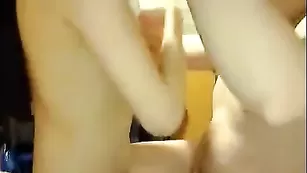 Строптивая куколка BodyKiska сосет хуй