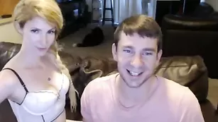 Глубокий минет сексуальной белоснежки Jackplusjill