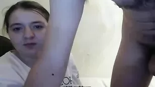 Русская толстушка отсасывает член para3000