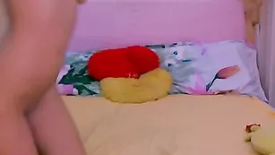 Грудастая соска Sexyfairy трахнула себя пальчиками