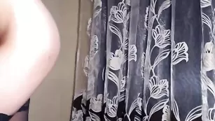 Русская телочка ulianno4ka кончила в привате