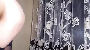 Русская телочка ulianno4ka кончила в привате