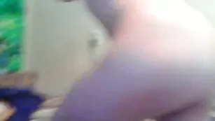 Грудастая леди lanacrystal демонстрирует бритые дырочки