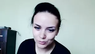 Сольная шалость грудастой красавицы BruAndBlond