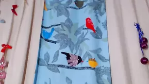 Роскошная модель BlackFox расхаживает на каблуках