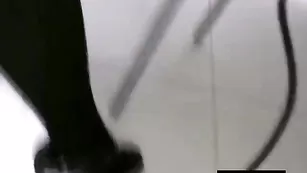 Белобрысая стерва Astarta69 разрабатывает жопу