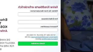 Милая самка G0ldenFish трахает киску вибратором
