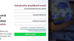 Милая самка G0ldenFish трахает киску вибратором