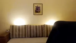 Распутная соска Bookgirl танцует стриптиз