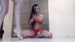 Игривые кокетки Beauty2X показывают сисечки