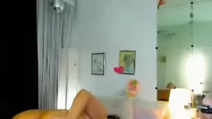 Покорная шалава crazydaisy трахнулась секс машиной