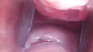 Озабоченная scarletsexx показала киску изнутри