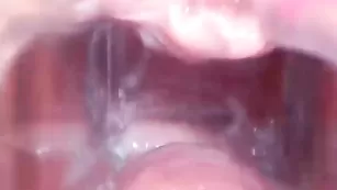 Озабоченная scarletsexx показала киску изнутри