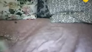 Пылкая чертовка Kira4347 трахается секс игрушками