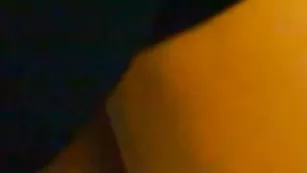 Милая сучка Hotgirl1 кончает в привате