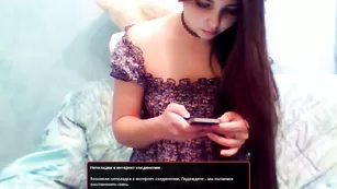 Озорная девка katuha дрочит обе дырки в скайпе