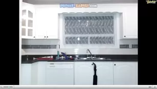 Развратные шлюшки лесбиянки мастурбируют пизду