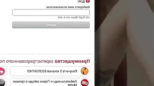 Русская телочка karinochkkaa пальчиками массирует пизду