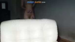 Сочная малышка MissJess трахает киску в привате