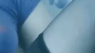 Краля с большой попой MYru ебется в анал