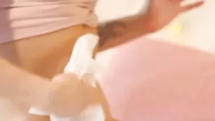 Блаженная куколка CrystalSsexy выебала мокрую пизду