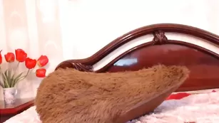 Грудастая малышка valery_shy теребит пизденку