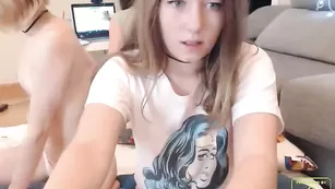 Подружки babymelony резвятся перед вебкой