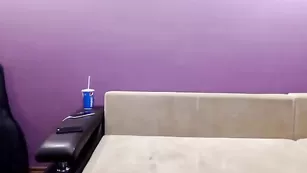 Что делать если в вагине застрял вибратор? Звонить в скорую