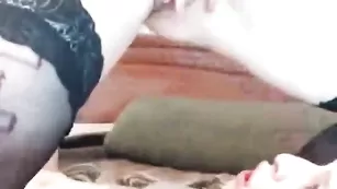 Шальная малышка Kira-Annet делает куни подруге