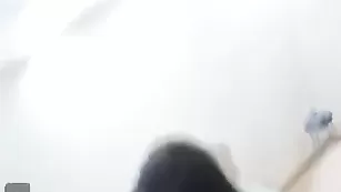 Жопастая проказница BingoBoooom теребит девственную пизденку