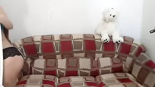 Строптивая ashleybulgari красуется большой жопой