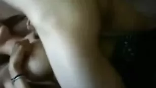 Сисястая красотка отсасывает член