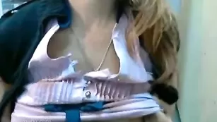 Русская богиня xyjiurahka трахает пизду бананом