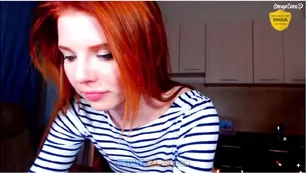 Изумительная SweetKira5 танцует стриптиз