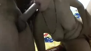 Голая сука делает минет melannyhot