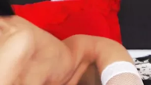 Русская потаскушка brazyl мастурбирует пизду