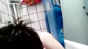 Ishiki Глубокий анальный фистинг в ванной и не только...