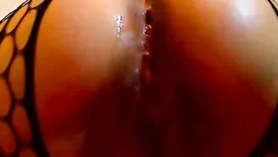 Жаркая чикса трахает оба отверстия OrgasmikAngel