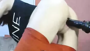 Пылкая sweetandrutza трахается с секс машиной